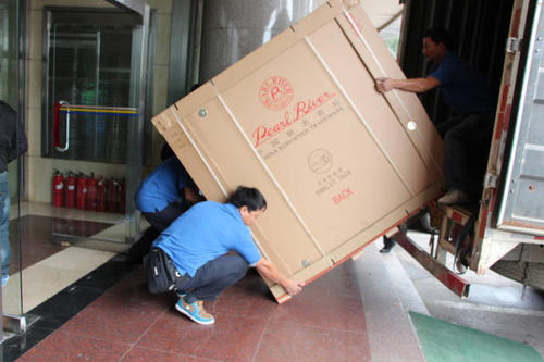 仪陇钢琴贵重工艺品无忧运